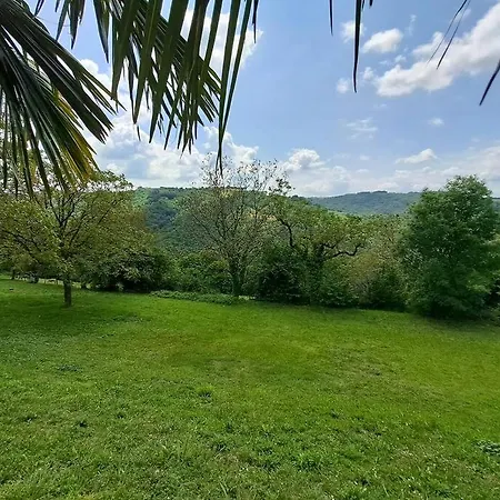 Сasa de vacaciones Maison Counord - Pour 8 Personnes